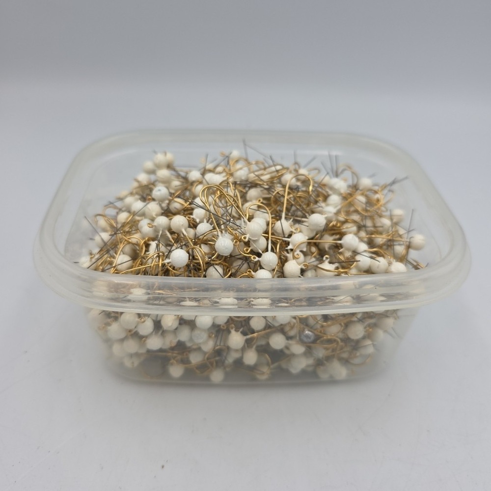 3 lbs Of Jig Heads White #4? Gold Weedless Hooks